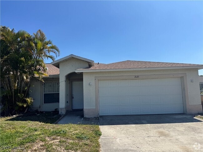 Building Photo - 2121 Snead Dr Rental