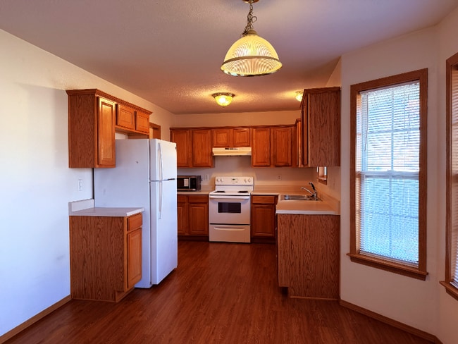 Photo - 1630 S Burks Ave