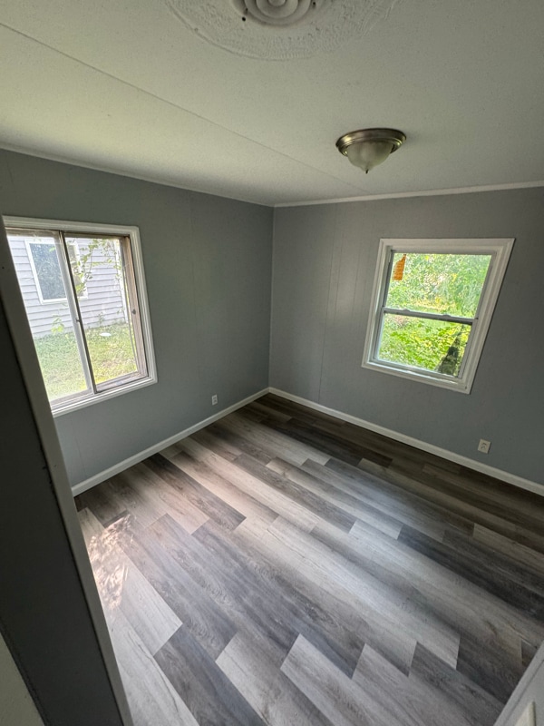 Photo - 111 St James Ln
