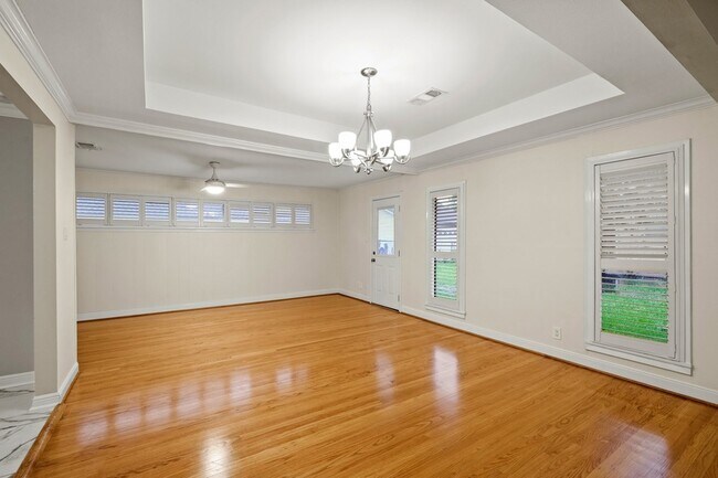 Photo - 1315 Modiste St House