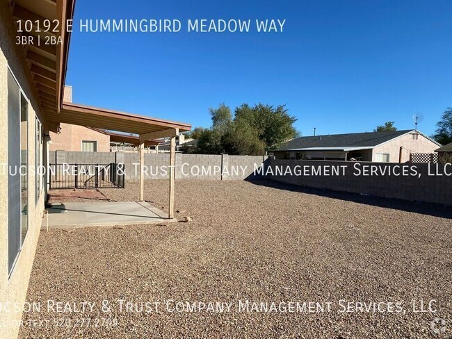 Building Photo - Big Back Yard! Rita Ranch - 3 Bed/2 Bath Rental