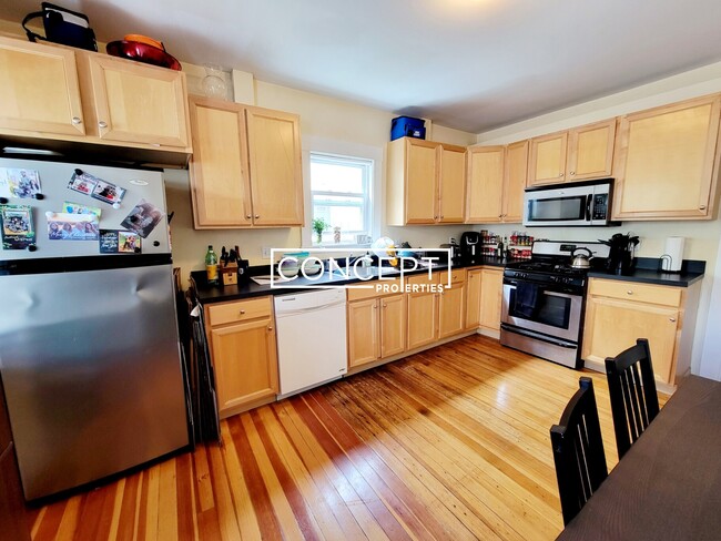 Photo - 31 Leonard St Condo Unit 2CP