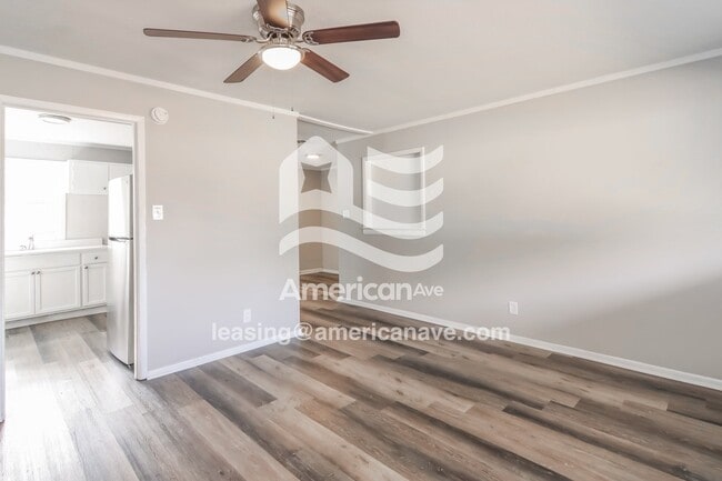 Photo - 4202 Snellings Dr