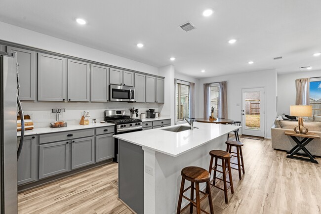 Building Photo - 4242 Sterling Vw Blvd