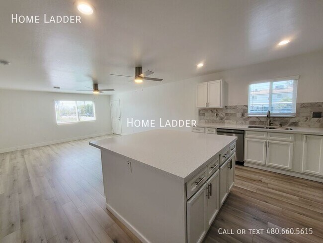 Photo - 2301 N 27th St Unit 1