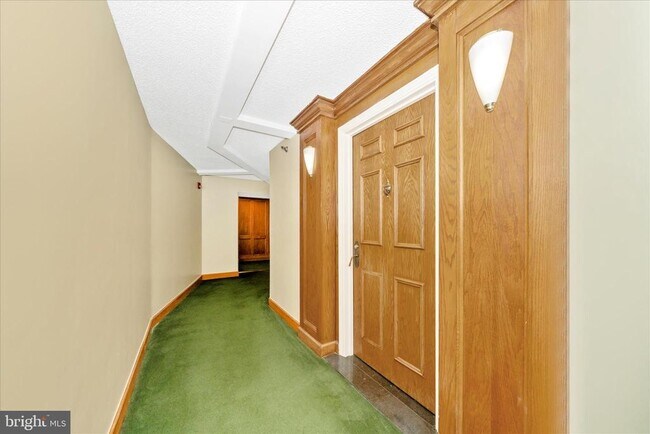 Photo - 1080 Wisconsin Ave NW Unidad 3001