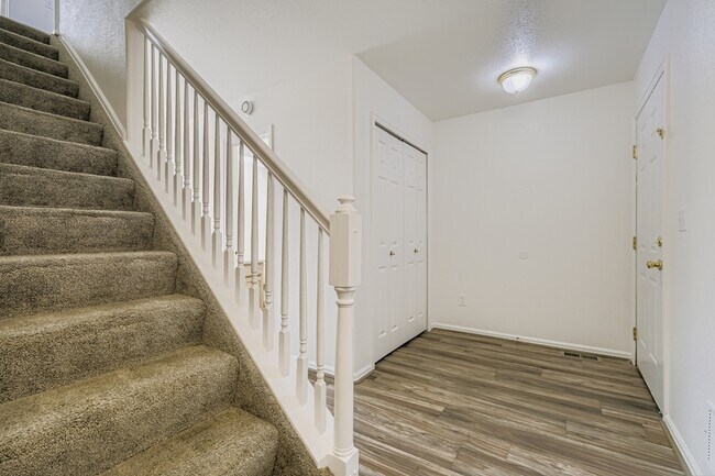 Photo - 655 Bosque Vista Point