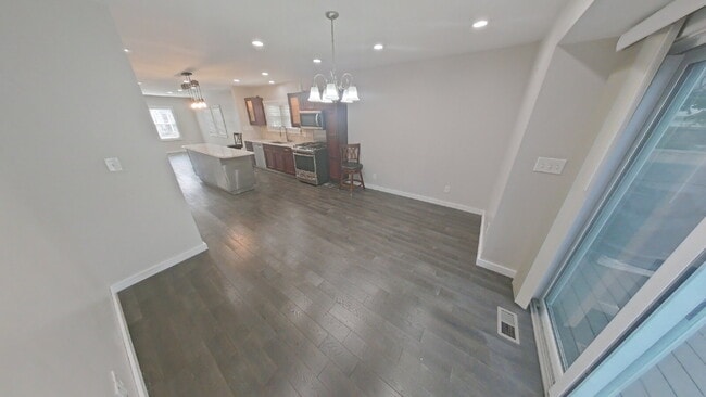 1423 Ruffner Ave