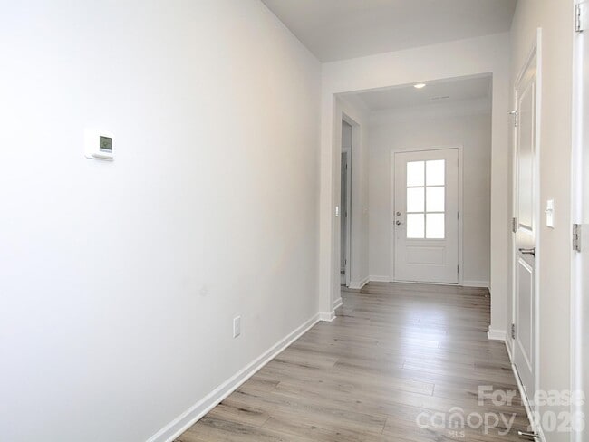 Photo - 161 White Apple Wy