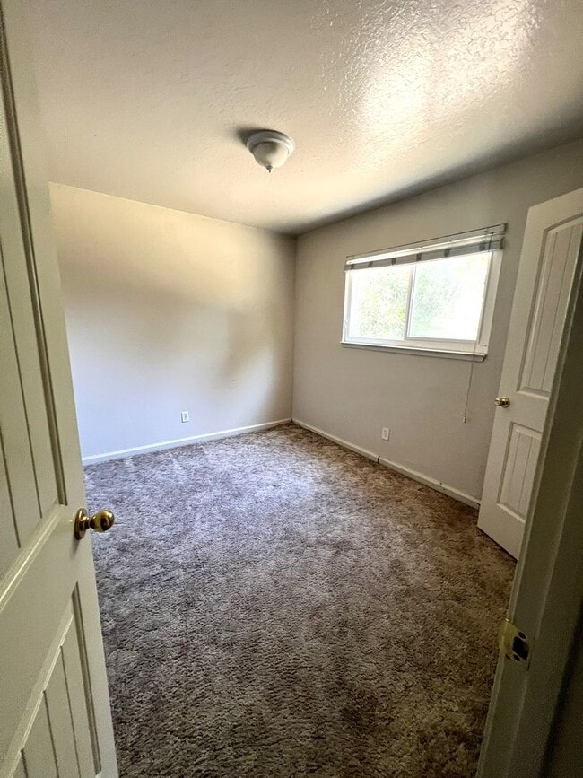 Photo - 1143 W 1st St Unidad 4