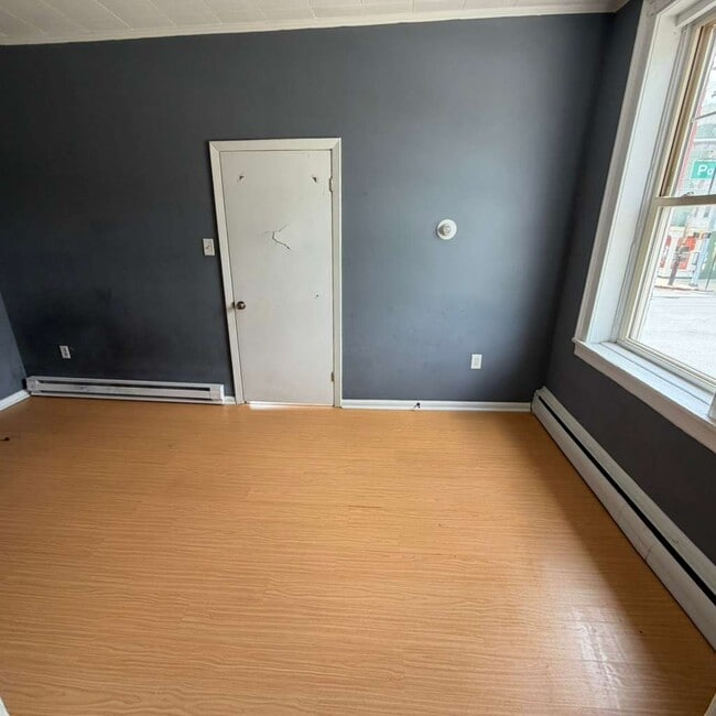 Photo - 105 N Conococheague St