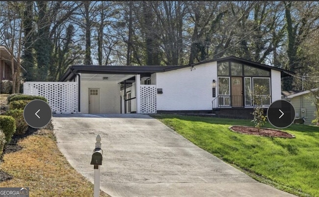 Photo - 2592 Baker Rd NW House