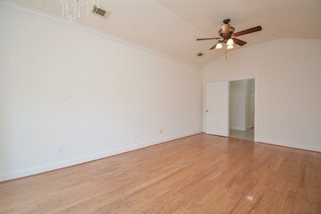 Photo - 16407 N Eldridge Pkwy