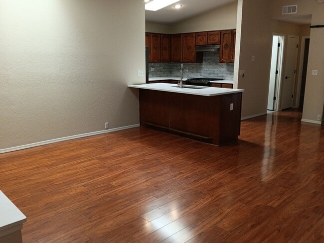 Photo - 3 Bedroom, 2 Bathroom Home! Schedule a Showing!