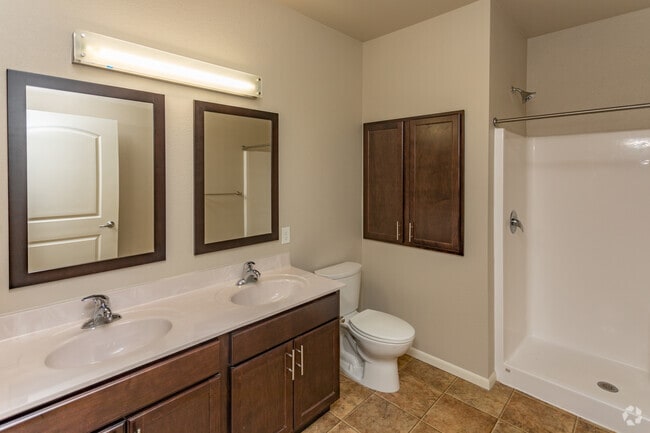 3BR, 2BR - 1,610SF