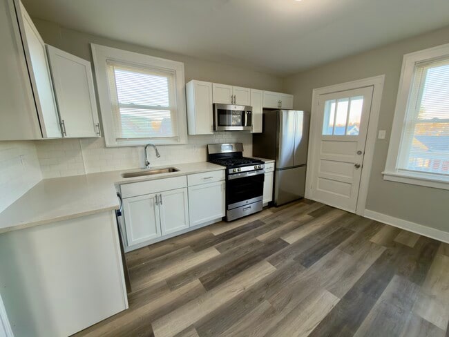 Photo - 413 Sinton Ave