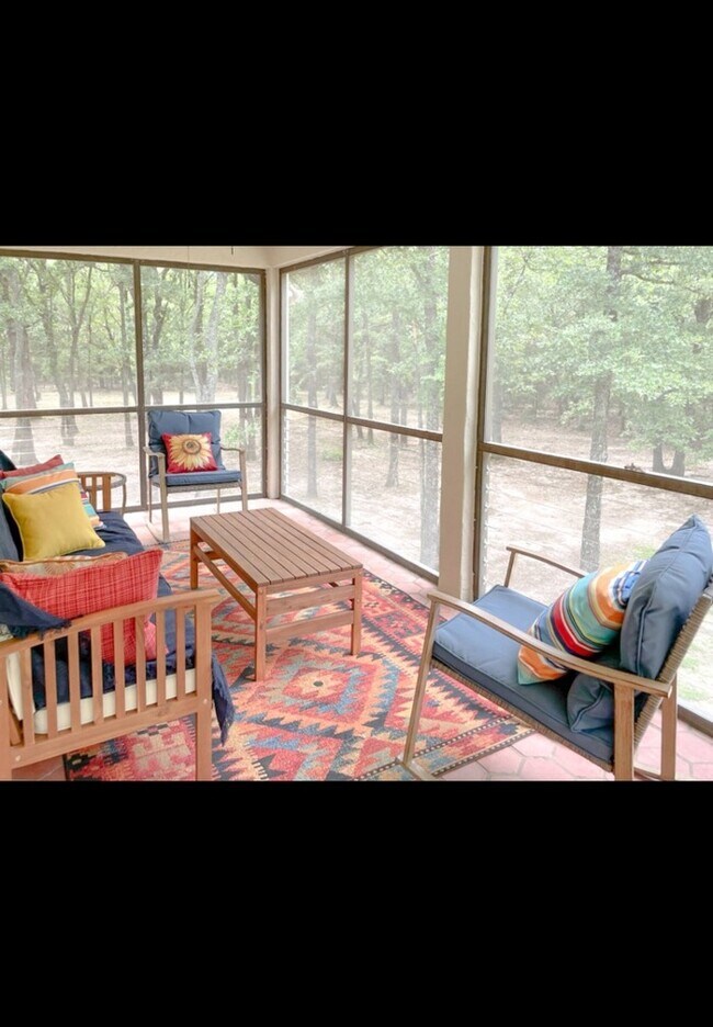 Photo - 758 RSCR 1490 Point - Furnished Home