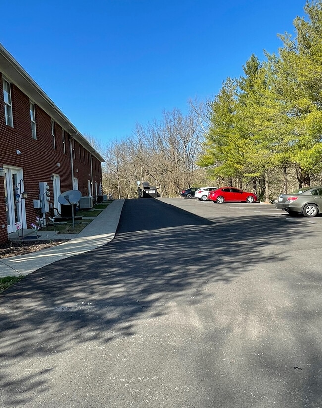 Photo - 1115 Regency Way