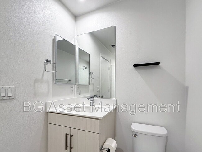 Photo - 3909 Wattling St