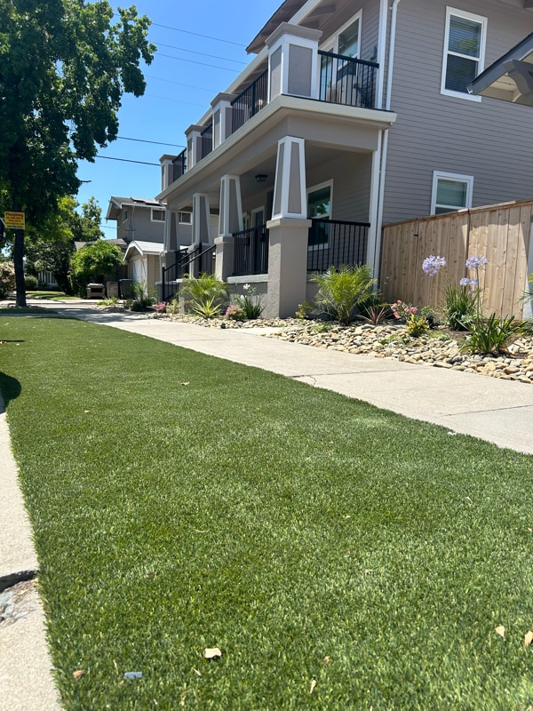 Photo - 1823 N Center St