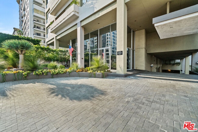 Photo - 10701 Wilshire Blvd Unit 1002