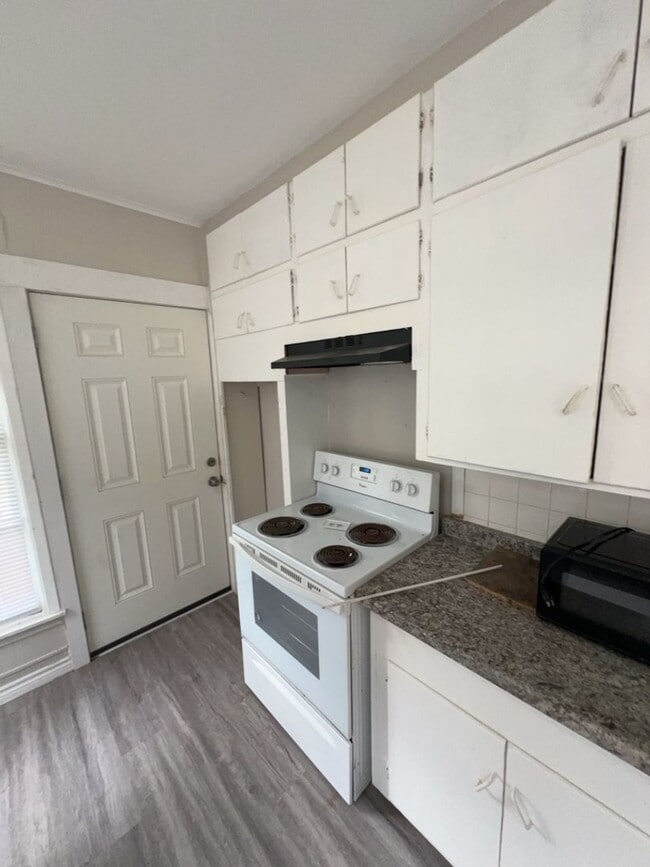 Photo - 310 N Rock Island St Unit 3