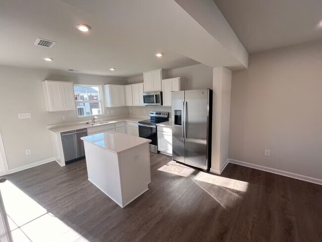Photo - 1165 Canterbury Rdg Rd