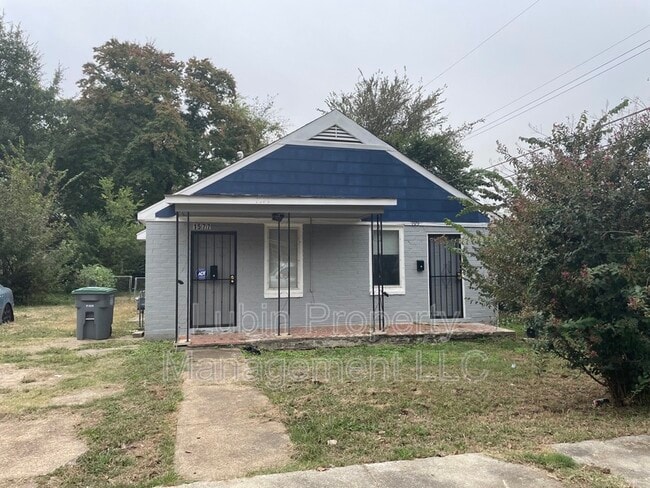 Building Photo - 1575 Cella St