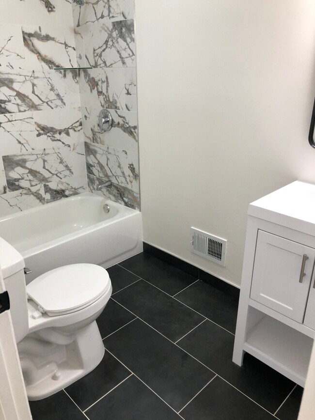 Photo - 84 Seabreeze Way