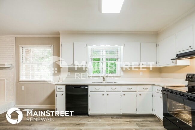 Photo - 4545 Kinlock Dr