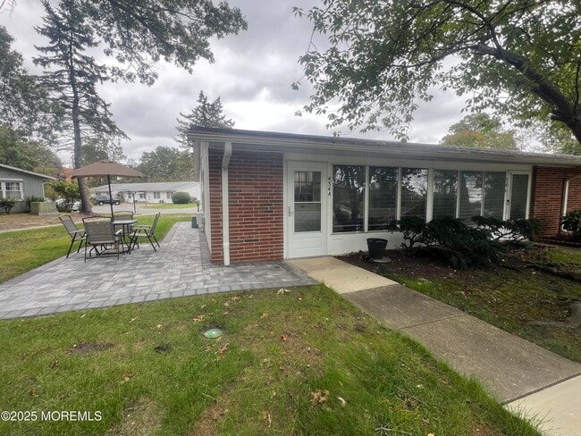 Building Photo - 434A Portsmouth Dr Rental