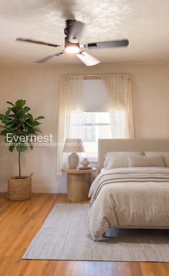 Photo - 2 Bed/1.5 Bath Home with Garage / Available Now!