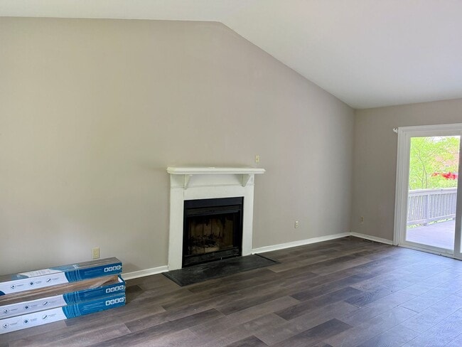 Photo - Adorable Recently Renovated 3 Bed 1.5 Bath Home $2395