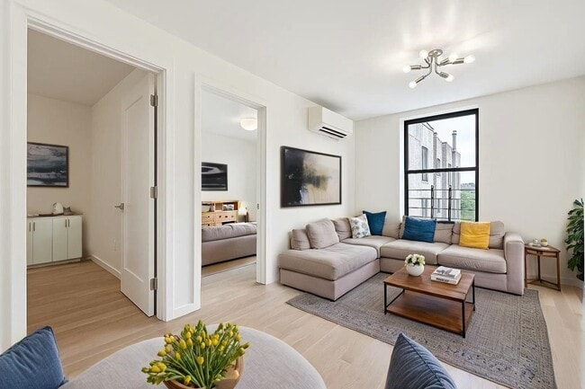 Building Photo - 524 W 134th St Rental