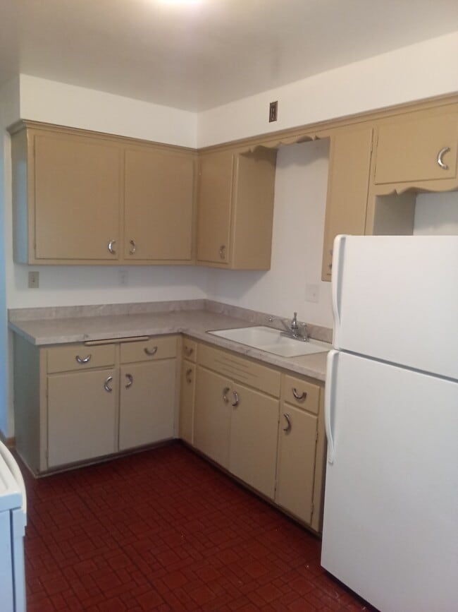 Photo - 7314 W Oklahoma Ave Unit UPPER $1050