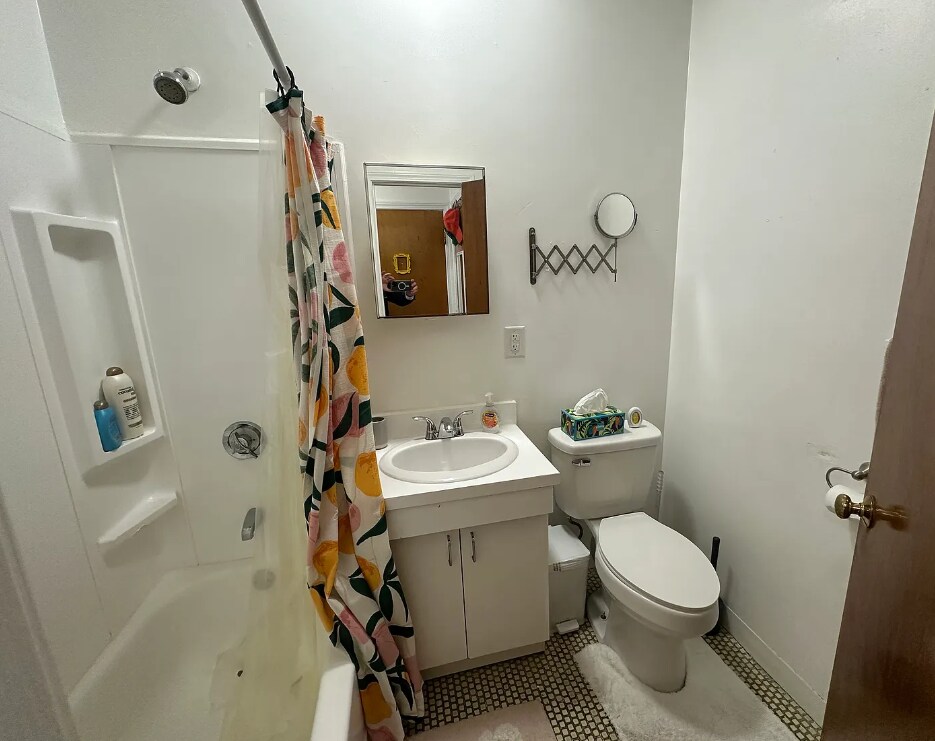 *Pictures are representative samples of the advertised unit. In some cases, the actual units you tou - 32 Fenway Unit 5