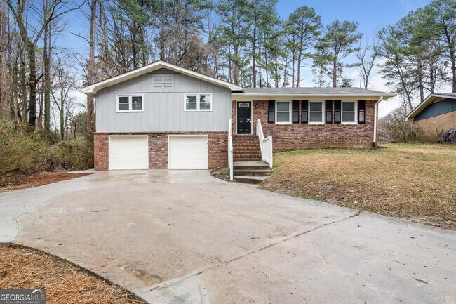 Photo - 825 Pixley Dr House