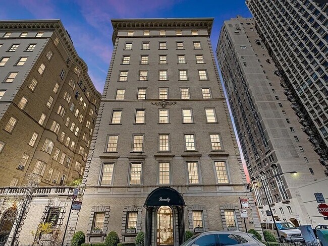 Building Photo - 70 E Scott St Unit 308