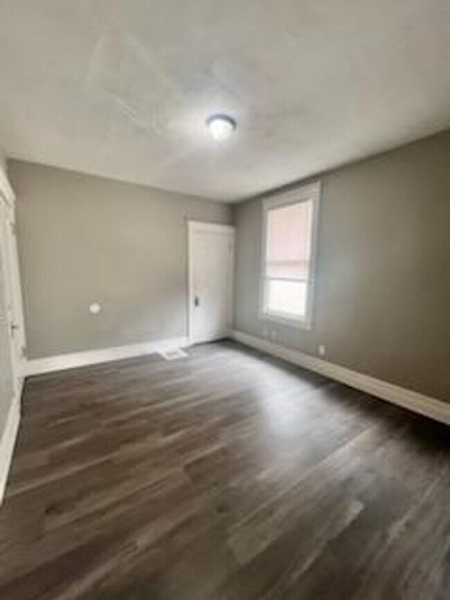 Photo - 724 Cecil Ave Unidad 2