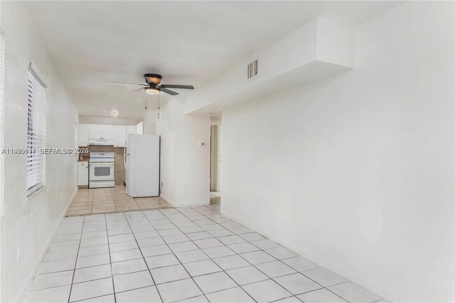 Photo - 1123 NW 27th Ave Unidad 1