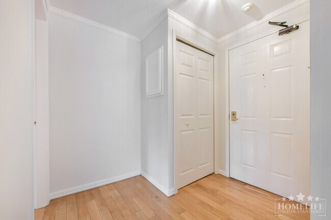 Photo - Beautiful View 2 Bed 2 Bath Condo for Rent in White Rock Unit 519