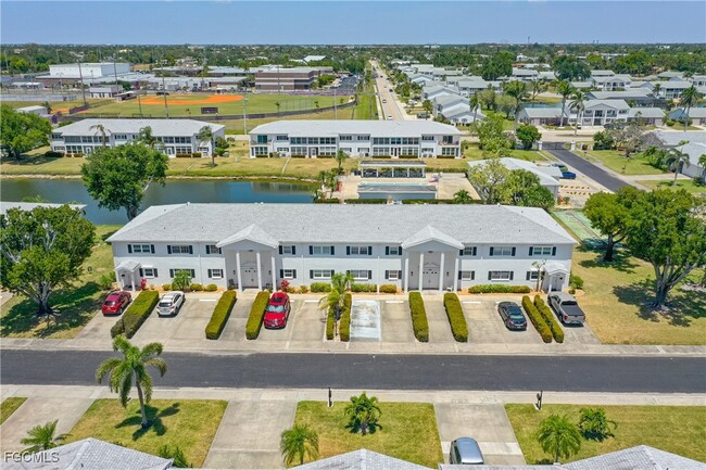 Building Photo - 1473 Saddle Woode Dr Unit 7C