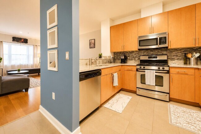 Photo - 172 Culver Ave Unit 5