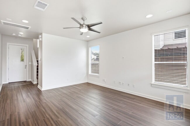 Photo - 3109 Corbin Ln