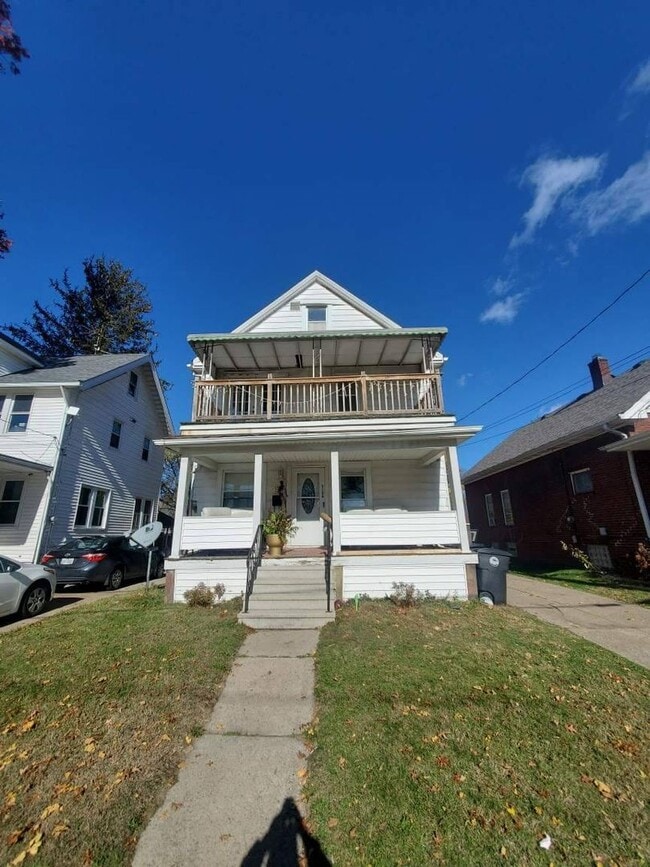 Building Photo - 7126 Camden Ave Unit UP