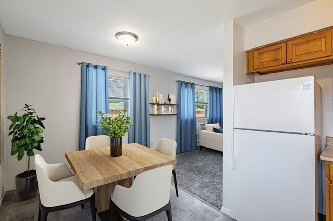 Photo - Glen Ellen Apartment Homes