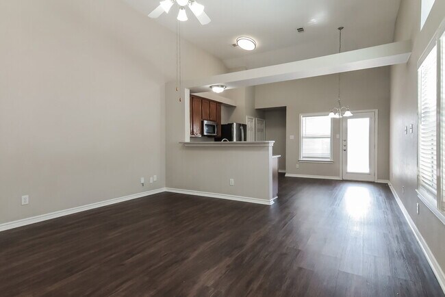 Photo - 8912 Wild Rose Ln