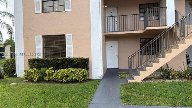 Photo - 1160 Washington Cir Unit 1160 B