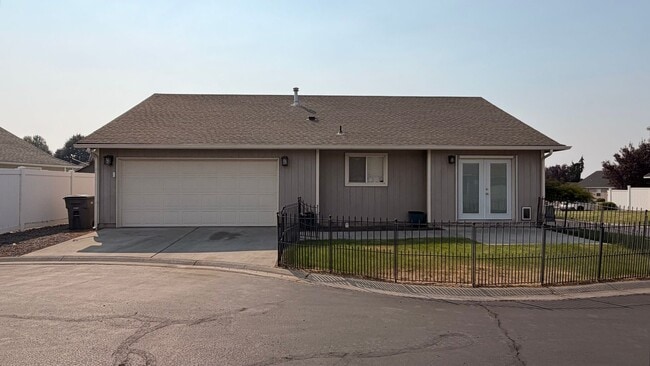 Photo - 2421 S Arthur Ct