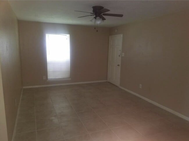 Photo - 9330 Tooley Dr